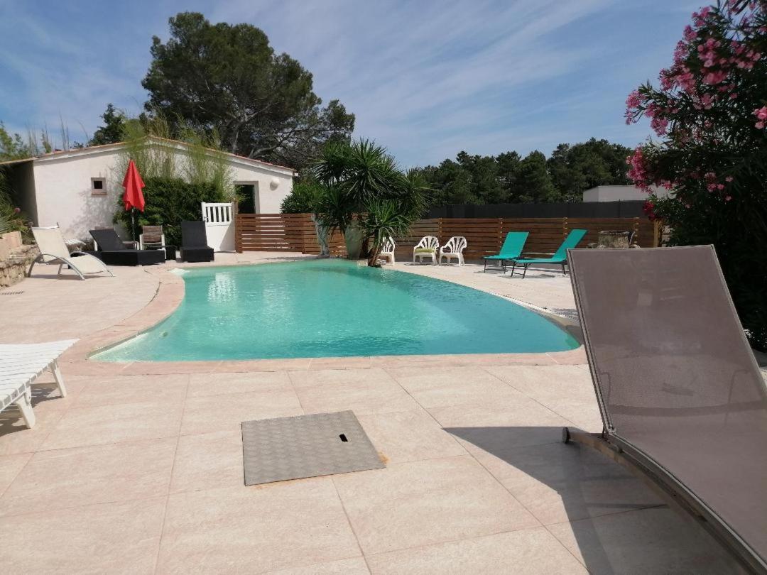 Villas-piscine Les Mimosas *
